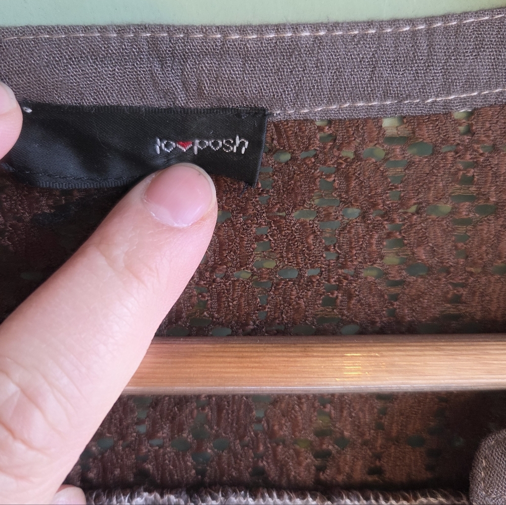 Lovposh Top - Picture 2 of 4